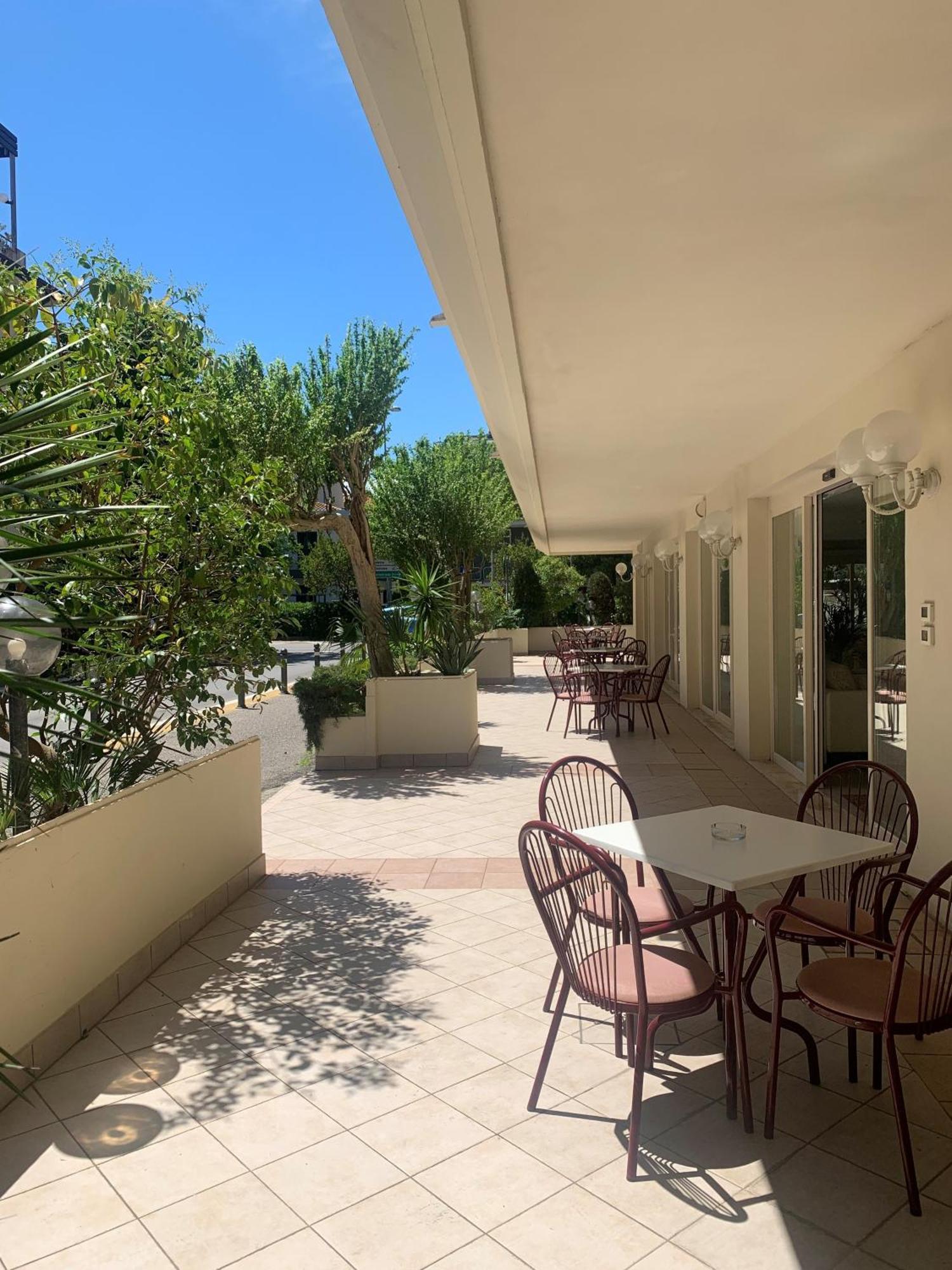 Hotel Tiffany Rimini Exterior photo